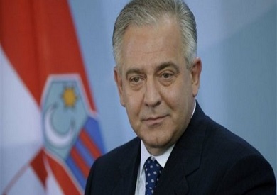 إيفو سانادر